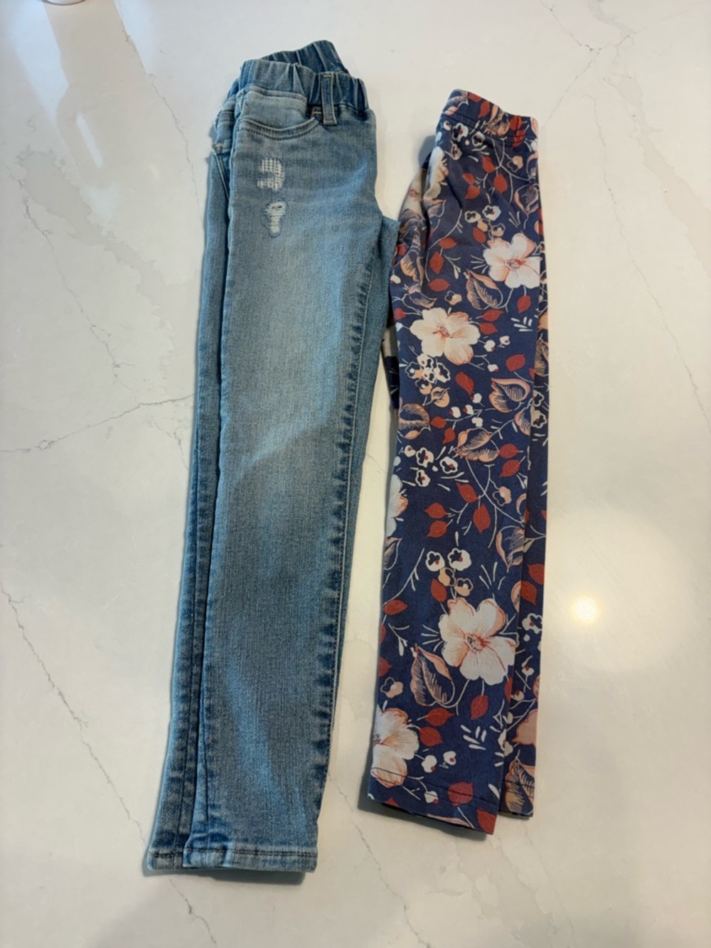 OshKosh B'gosh Floral Navy and Light Wash Denim Jeggings Set